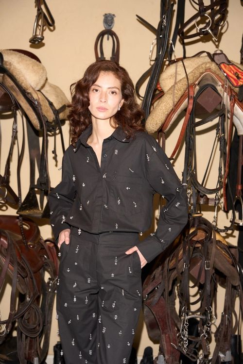 CAMISA HAND BEADED SERRANIA EN NEGRO